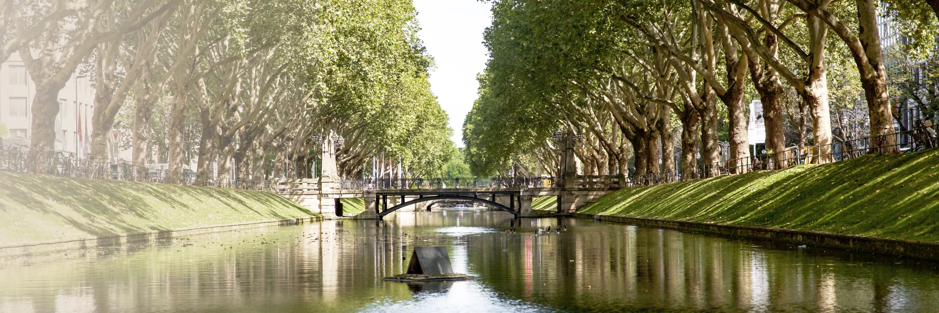 Mark Aurel Klinik | Brücke am Kö-Graben Das ist die Brücke am Kö-Graben in Düsseldorf.
